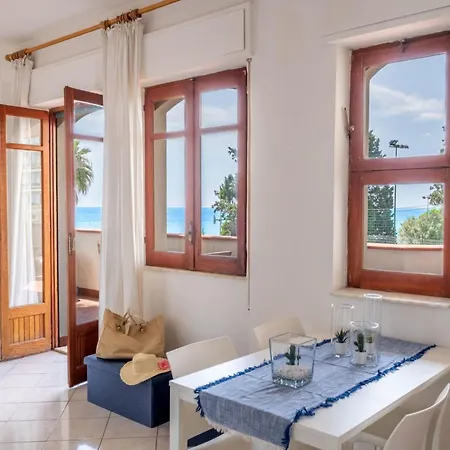 Apartment Weisses Haus By Interhome Giardini-Naxos